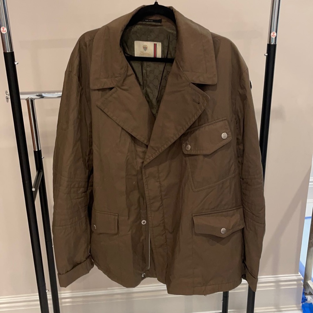 Gucci jacket size 60